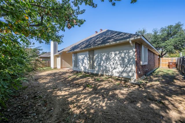 5216 Tartan Circle, Denton, TX 76208