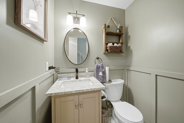 16 Country Club Rd 16, Peabody, MA 01960