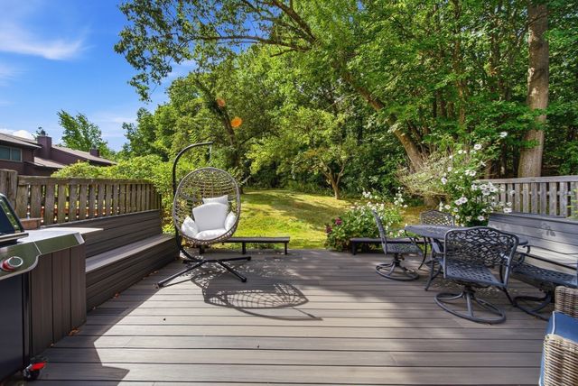 16 Country Club Rd 16, Peabody, MA 01960