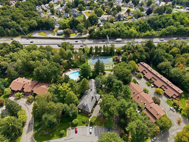 16 Country Club Rd 16, Peabody, MA 01960
