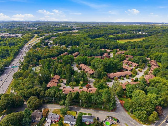 16 Country Club Rd 16, Peabody, MA 01960