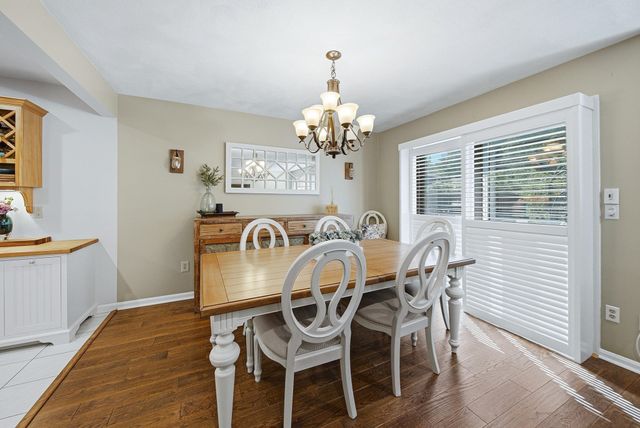 16 Country Club Rd 16, Peabody, MA 01960
