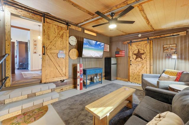 3225 TOWHEE STREET, Englewood, FL 34224