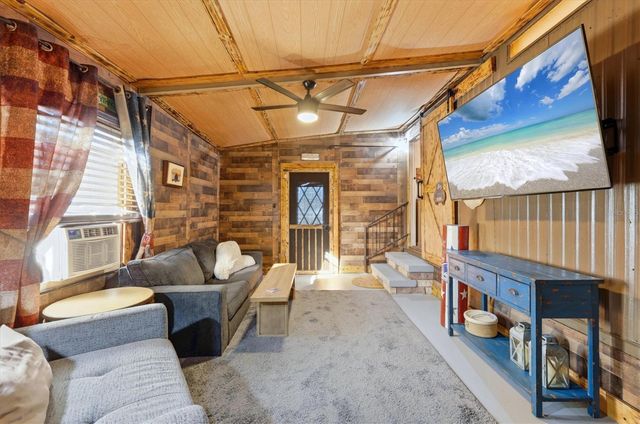 3225 TOWHEE STREET, Englewood, FL 34224