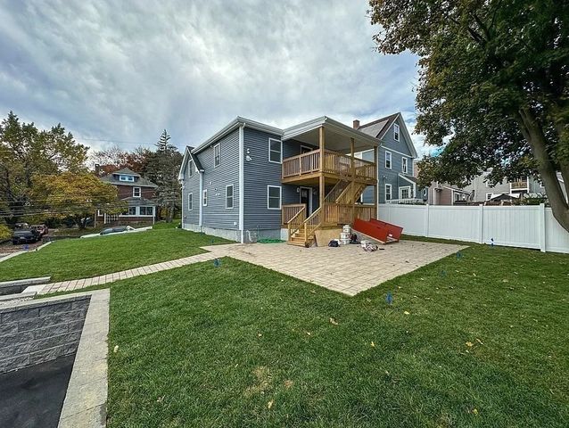 498 Beech St, Boston, MA 02131