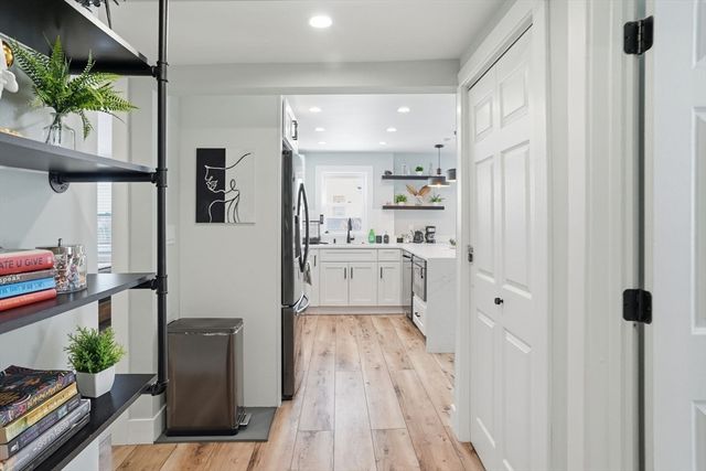 498 Beech St, Boston, MA 02131