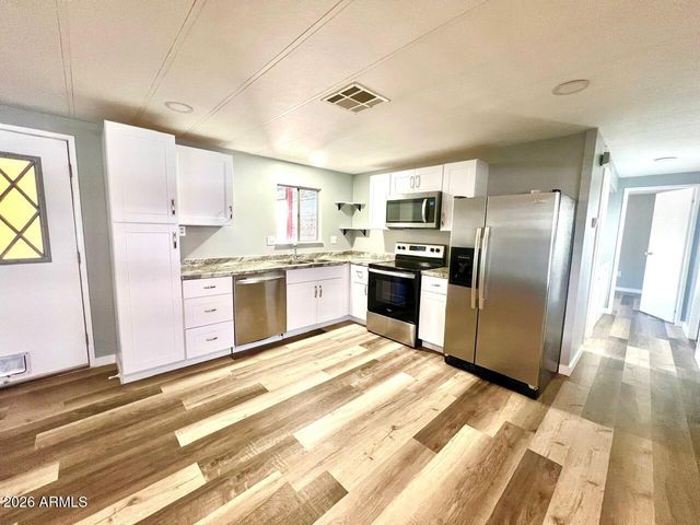 10201 N 99TH Avenue 38A, Peoria, AZ 85345