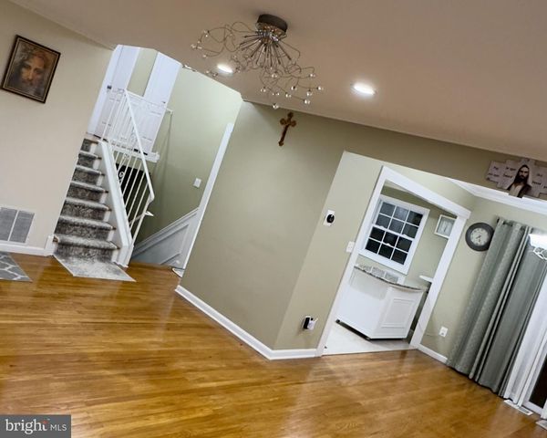 858 ESTATES BLVD, Hamilton, NJ 08690