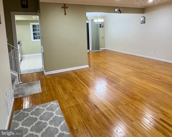 858 ESTATES BLVD, Hamilton, NJ 08690