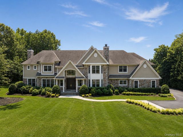 1 Bromley Court, Muttontown, NY 11791