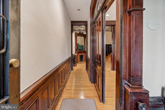 2012 R ST NW, Washington, DC 20009