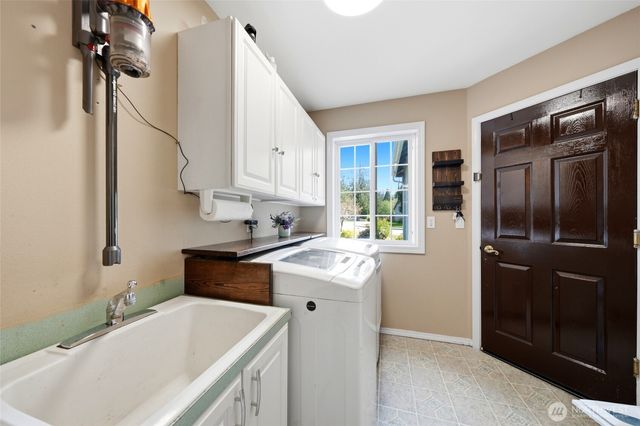 609 108th Place SE, Everett, WA 98208