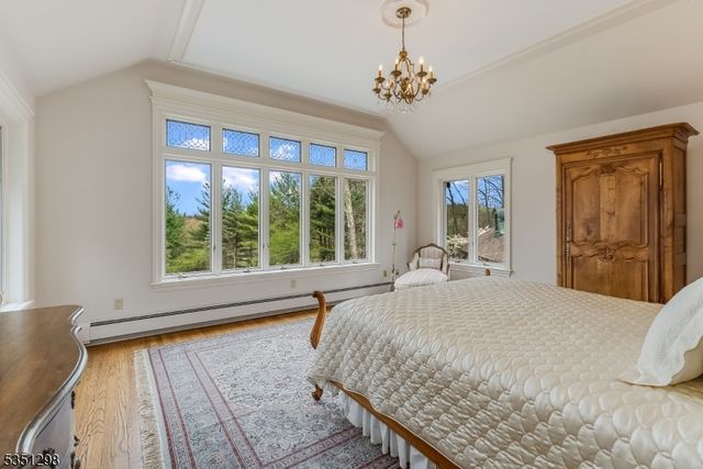 14 Bliss Rd, Mendham Boro, NJ 07945