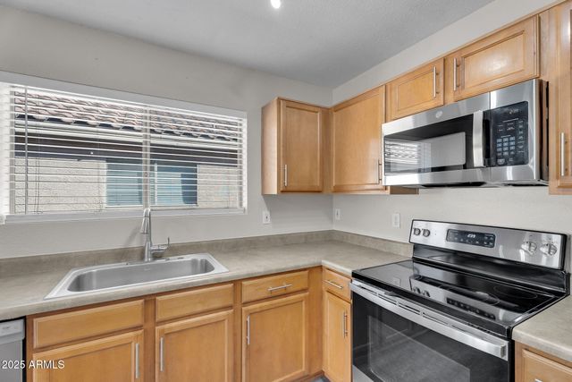 2810 W SAN CARLOS Lane, San Tan Valley, AZ 85144