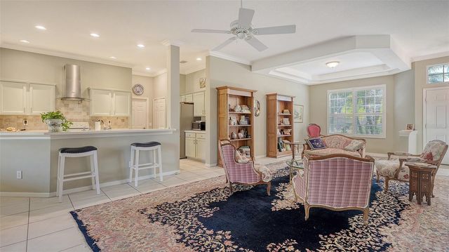 315 LONDONDERRY DRIVE, Sarasota, FL 34240