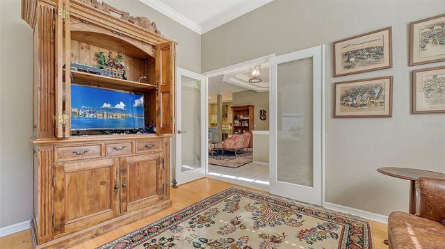 315 LONDONDERRY DRIVE, Sarasota, FL 34240