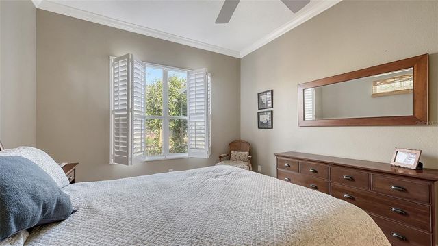 315 LONDONDERRY DRIVE, Sarasota, FL 34240