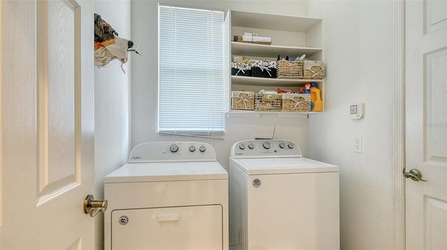 315 LONDONDERRY DRIVE, Sarasota, FL 34240