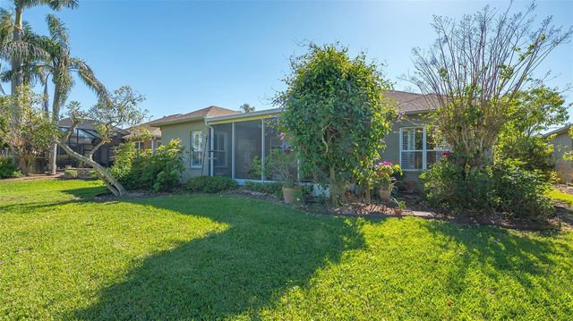 315 LONDONDERRY DRIVE, Sarasota, FL 34240