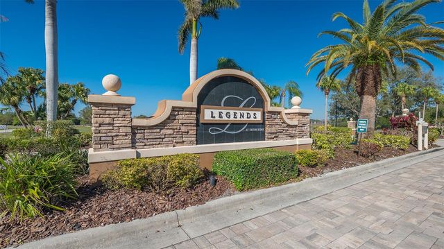 315 LONDONDERRY DRIVE, Sarasota, FL 34240