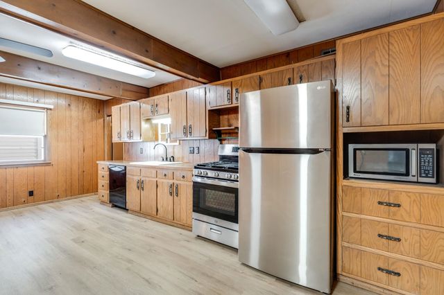 3510 S Handley St, Wichita, KS 67217