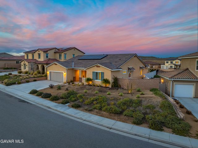 4029 Bridle Ct Court, Palmdale, CA 93551