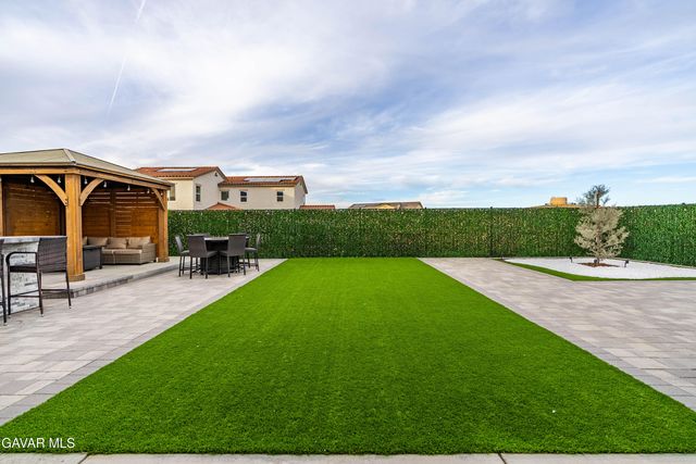 4029 Bridle Ct Court, Palmdale, CA 93551