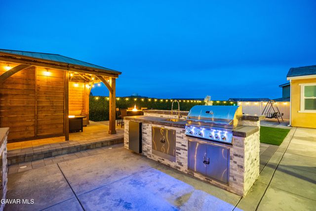 4029 Bridle Ct Court, Palmdale, CA 93551