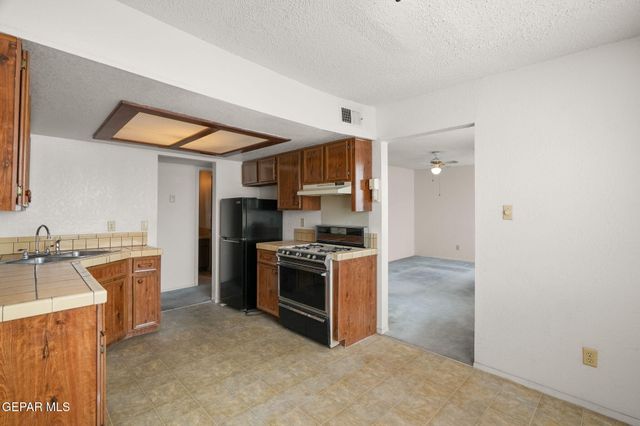 2520 San Jose Avenue 2D, El Paso, TX 79930