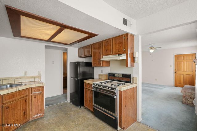 2520 San Jose Avenue 2D, El Paso, TX 79930