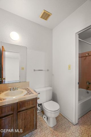 2520 San Jose Avenue 2D, El Paso, TX 79930