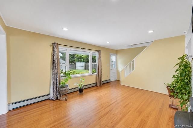 40 Blueberry Lane, Hicksville, NY 11801