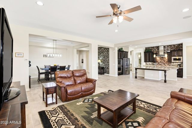9994 W BLUE SKY Drive, Peoria, AZ 85383