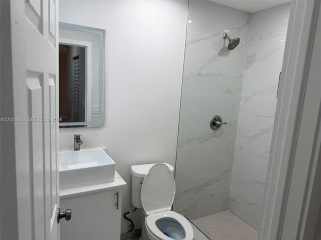 1185 NW 100th St 1181, Miami, FL 33150