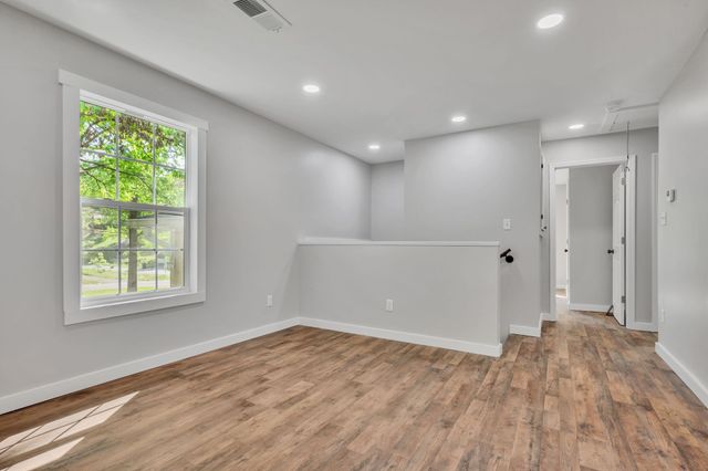 120 Bern St, Waverly, TN 37185