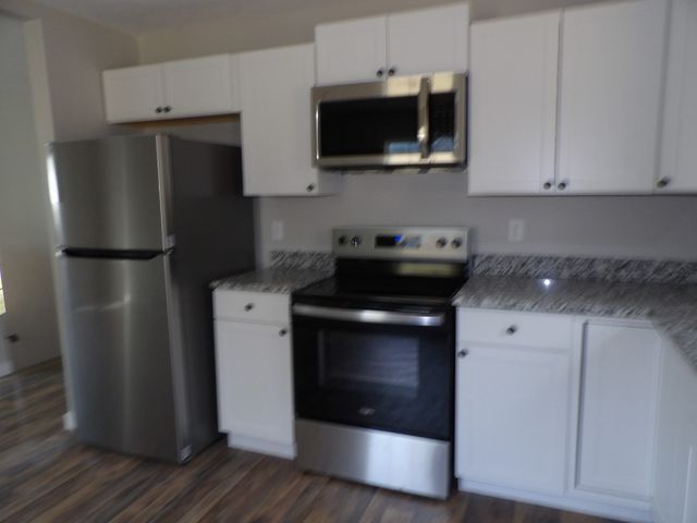 120 Bern St, Waverly, TN 37185