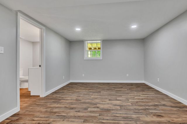 120 Bern St, Waverly, TN 37185