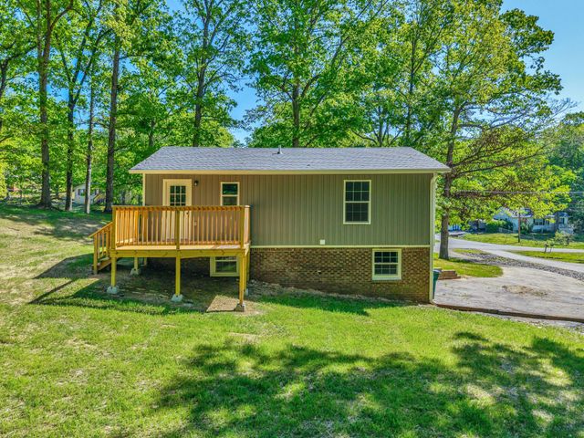 120 Bern St, Waverly, TN 37185