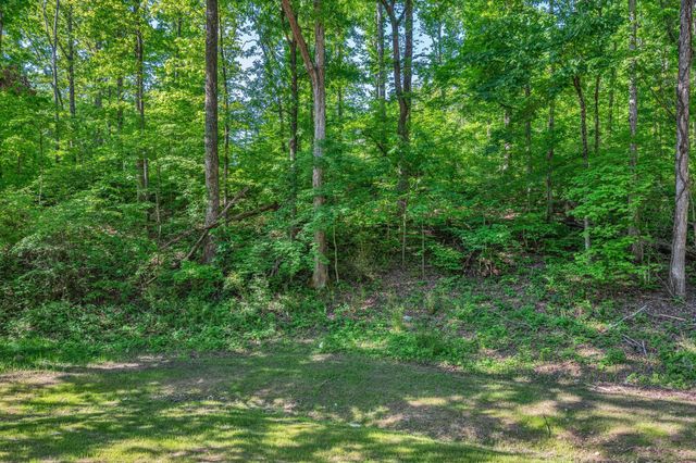 120 Bern St, Waverly, TN 37185