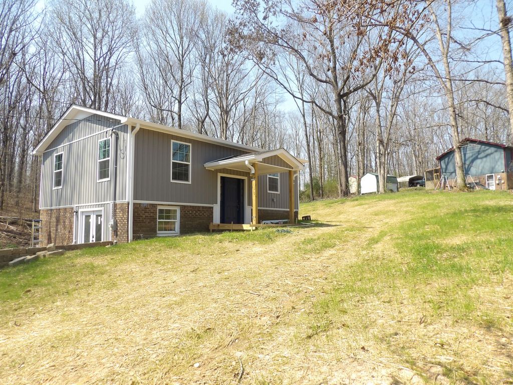 120 Bern St, Waverly, TN 37185