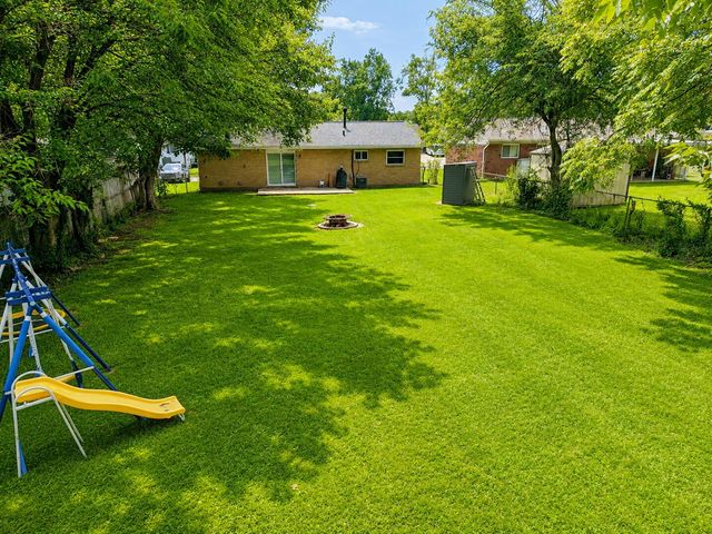 224 Saint Jude Circle, Florence, KY 41042