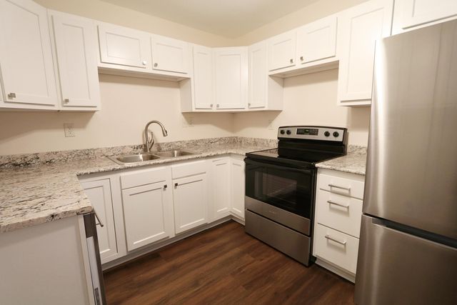 224 Saint Jude Circle, Florence, KY 41042