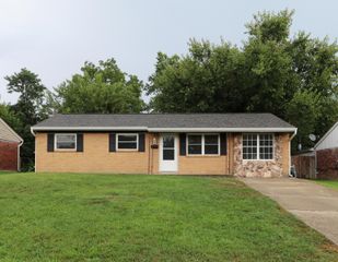 224 Saint Jude Circle, Florence, KY 41042
