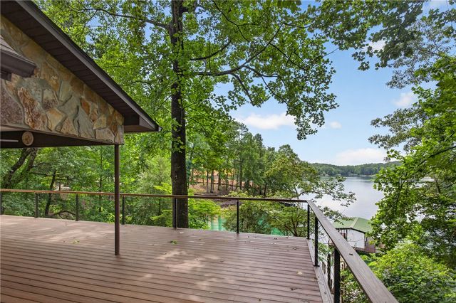 304 Lakeside Drive, Seneca, SC 29672