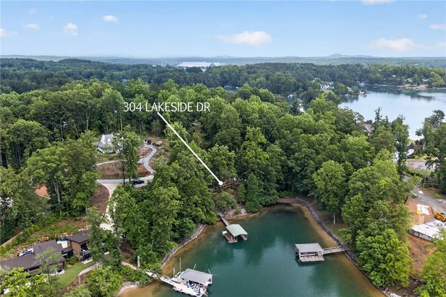 304 Lakeside Drive, Seneca, SC 29672