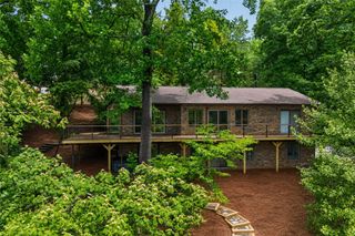 304 Lakeside Drive, Seneca, SC 29672