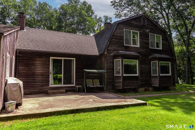 447 Pumpkin Hill Road, Ledyard, CT 06339