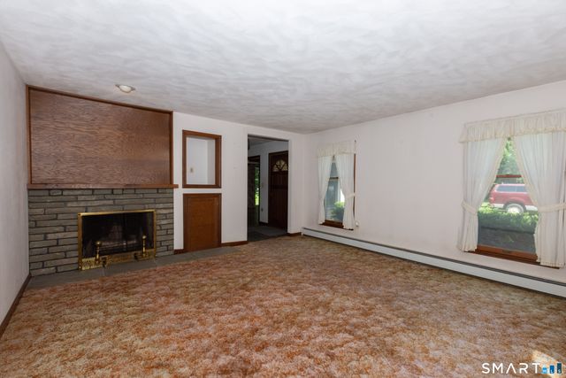 447 Pumpkin Hill Road, Ledyard, CT 06339