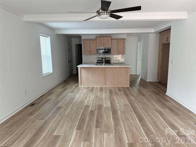 367 Woodhaven Shores Drive, Lexington, NC 27292