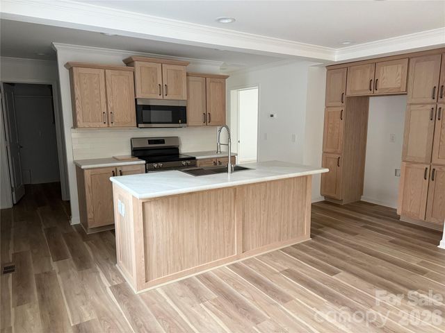 367 Woodhaven Shores Drive, Lexington, NC 27292